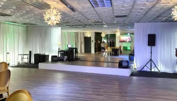 Jam Box Fitness Lounge - Farmers Branch