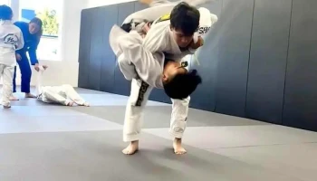Mineiro Brazilian Jiu Jitsu - Alamo - Alamo