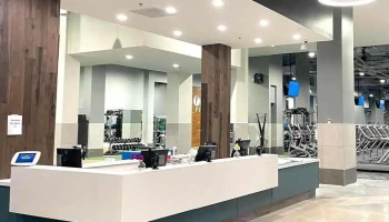 Onelife Fitness - Fort Totten - Washington