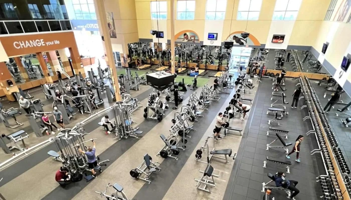 24 Hour Fitness -  Address - Highlands Ranch