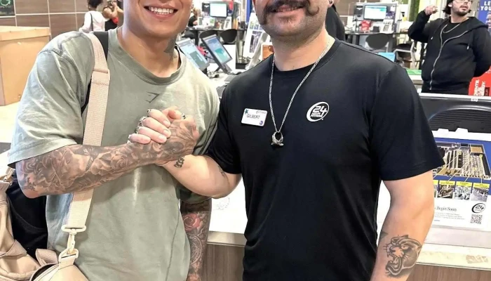 24 Hour Fitness -  Latest - Rialto