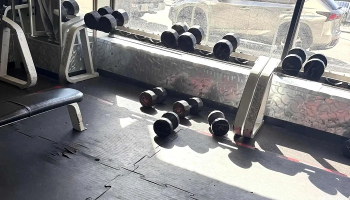 24 Hour Fitness - Oakland