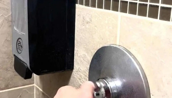 24 Hour Fitness -  Videos - Highlands Ranch