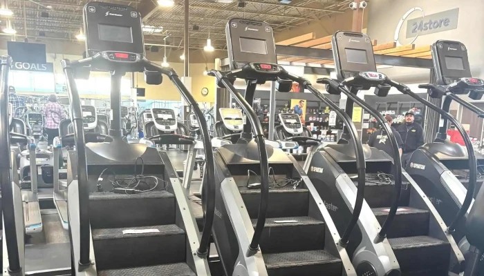 24 Hour Fitness -  Where - Rialto