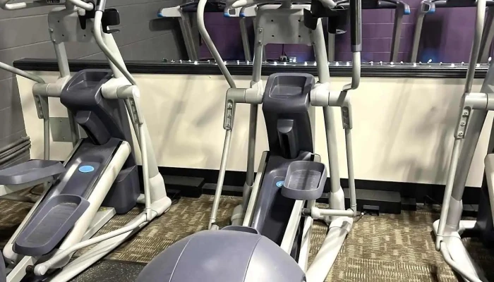 Anytime Fitness -  Exercise Machine - Yakima