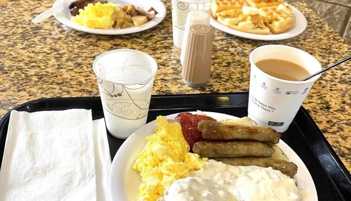 Best Western Plus Ahtanum Inn -  Food Drink - Yakima