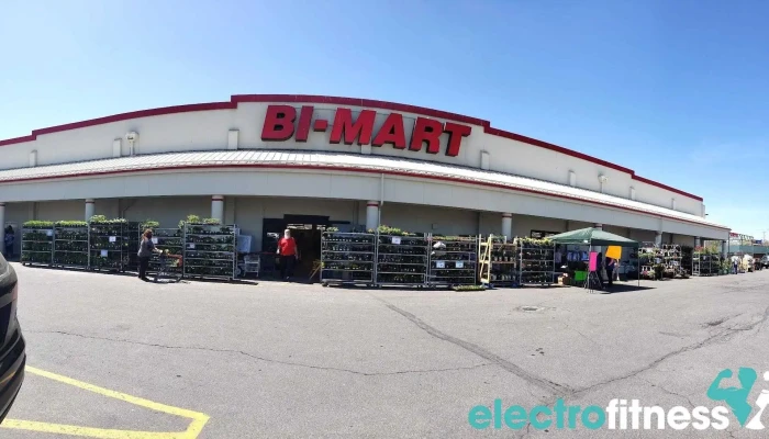 Bi -  Mart Membership Discount Stores All - Klamath Falls