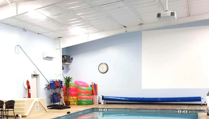 Blue Lagoon Aquatic Center -  Open Now - Alachua