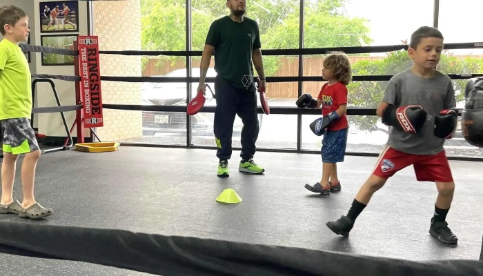 Brave Boxing Club -  Gym - Farmers Branch