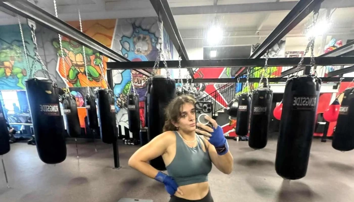 Brawlerz Box -  Location - Miami