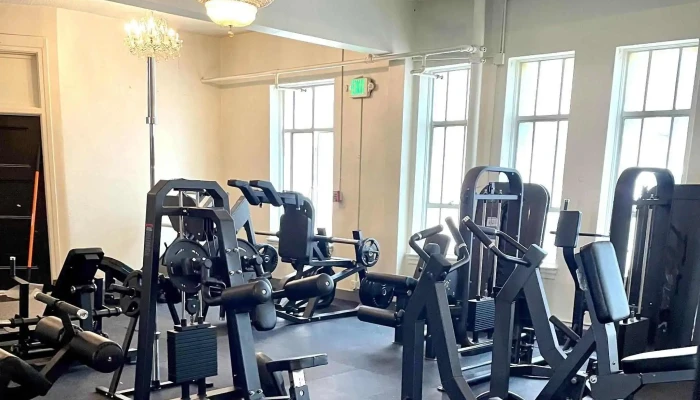 Built By Nando Fitness Coaching Physical Fitness Program - Oakland