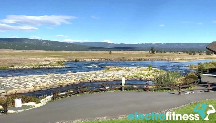 Cascade Aquatic Recreation Center Videos - Cascade