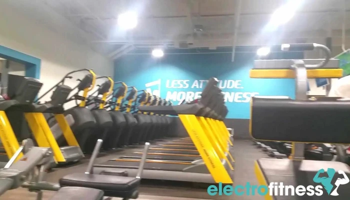 Chuze Fitness -  Gym - Thornton