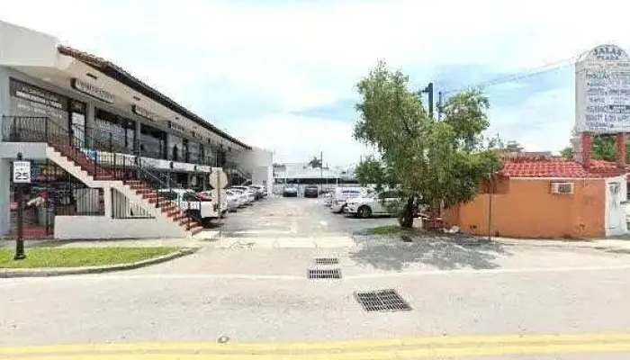 Concept 21 Fitness -  Street View 360deg - Miami