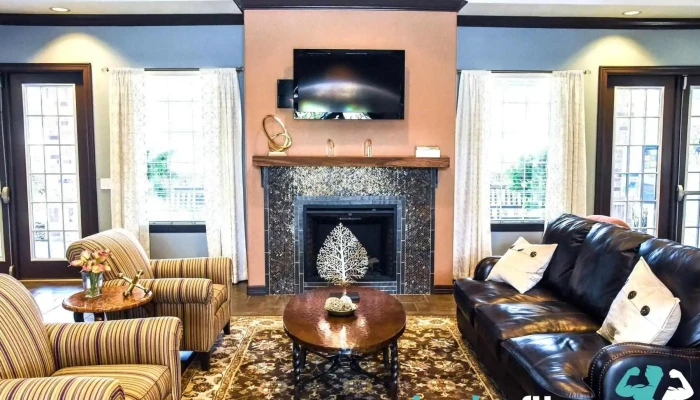 Crown Forest Apartments -  Rooms - Lufkin