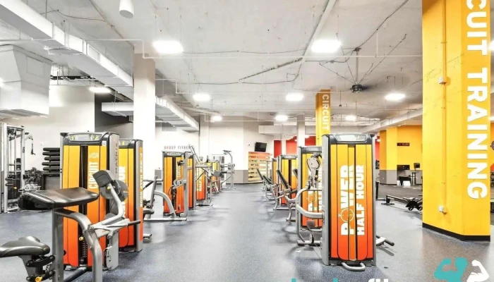 Crunch Fitness -    College Park All - College Park