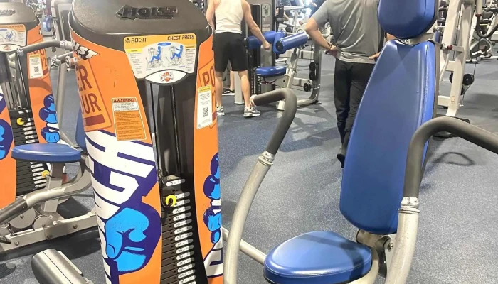 Crunch Fitness -    East Colonial Discounts - Orlando