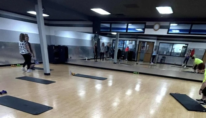 Crunch Fitness -    Meridian Gym - Meridian