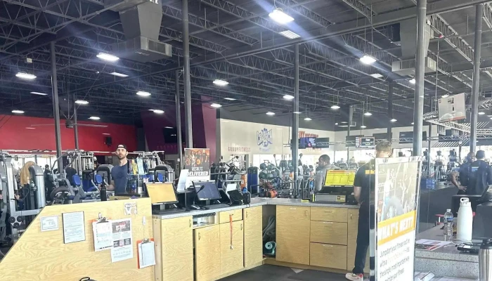 Crunch Fitness -    Roswell Gym - Roswell