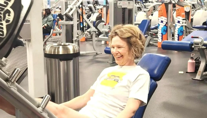 Crunch Fitness -  Gym - Aloha