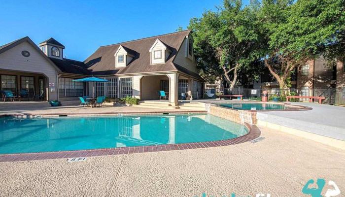 Deer Cross Apartments -  Amenities - Lufkin