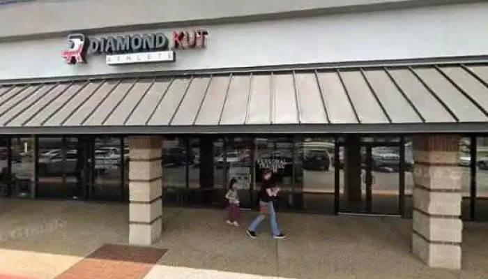 Diamond Kut Athlete -  Street View 360deg - Austin