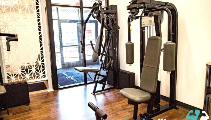 Discover Strength Maple Grove -  Gym - Maple Grove