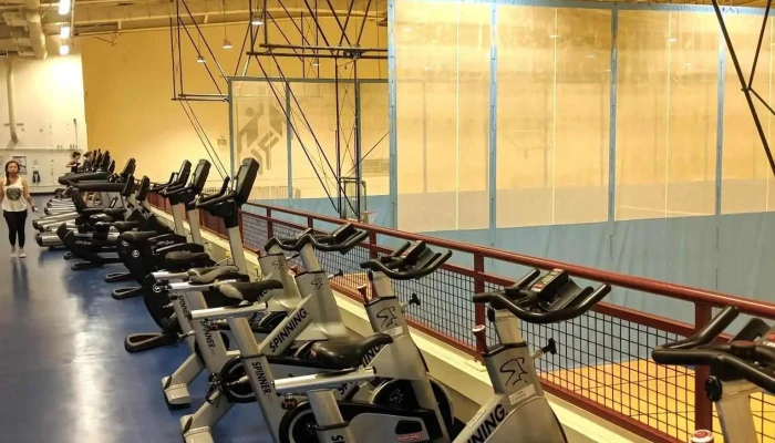 Elmendorf Fitness Center -  Gym - Anchorage