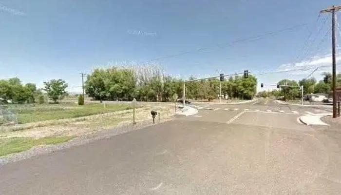 Escape The Maddness -  Street View 360deg - Union Gap