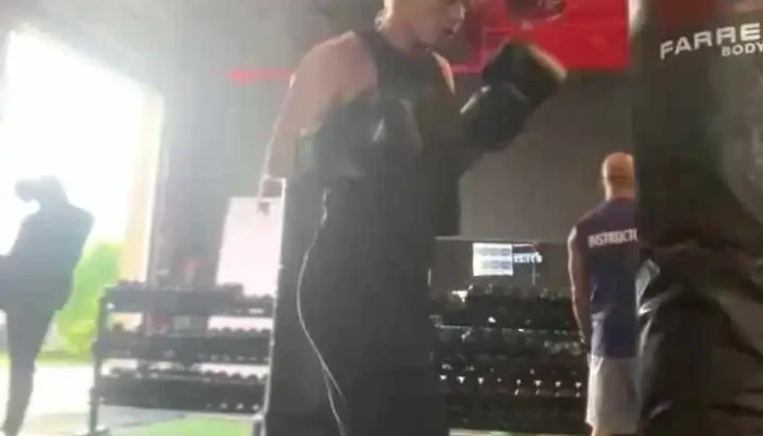 Farrells Extreme Bodyshaping   Blaine Videos - Blaine