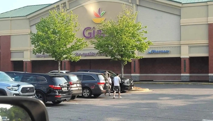 Giant Food -  Website - Accokeek