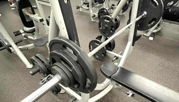Golds Gym   Riverdale Park Riverdale - Riverdale