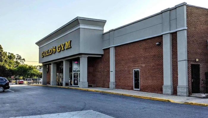 Golds Gym Area - Crofton