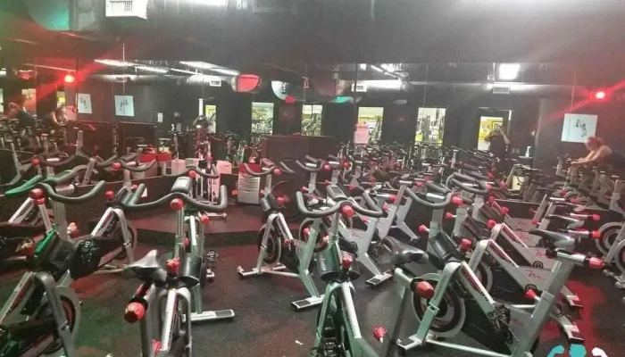 Golds Gym By Owner - Crofton