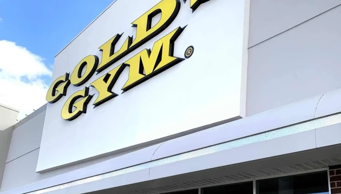 Golds Gym Reviews - Burlington
