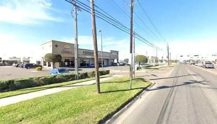 Golds Gym Street View 360deg - Pharr