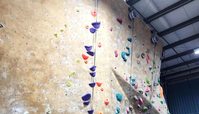 Hangar 18 Indoor Climbing Gym -    High Desert Near Me - Victorville