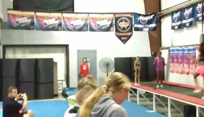 Hanover Elite Cheer -  Videos - Hanover