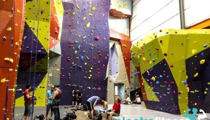 High Exposure Rock Climbing Ninja Warrior Parkour By Owner - Northvale