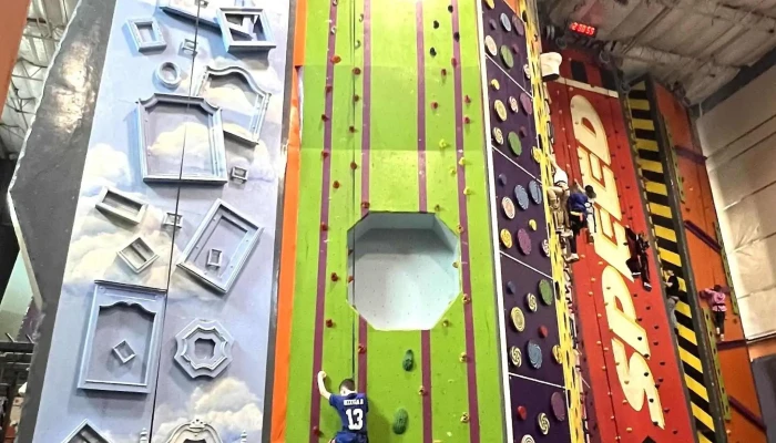 High Exposure Rock Climbing, Ninja Warrior & Parkour - Northvale
