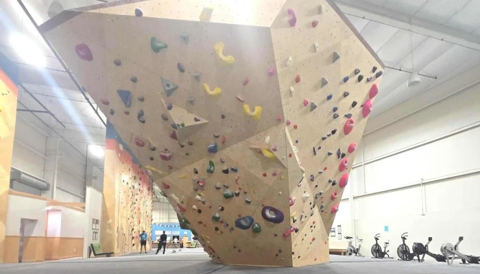High Steppe Climbing Center -  Discounts - Yakima