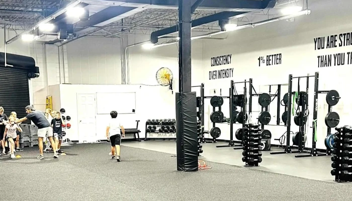 Hustle Strength Performance   Addison Addison - Addison