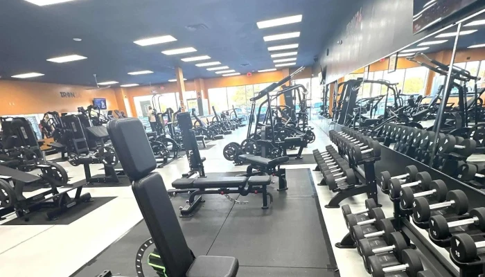 Iron 24 Fitness Recovery Gym - Greencastle