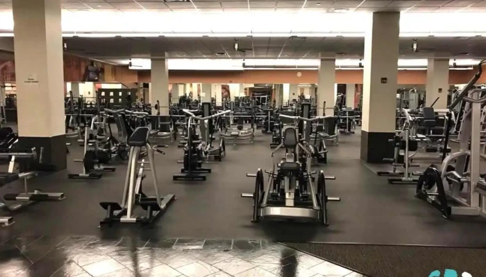 La Fitness -  Exercise Machine - Yonkers