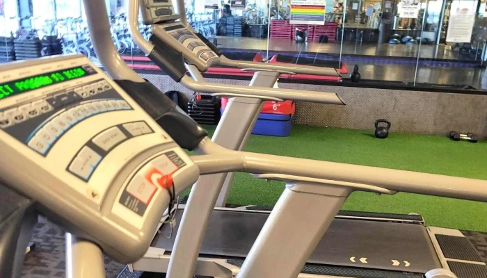 La Fitness -  Gym - Crestwood