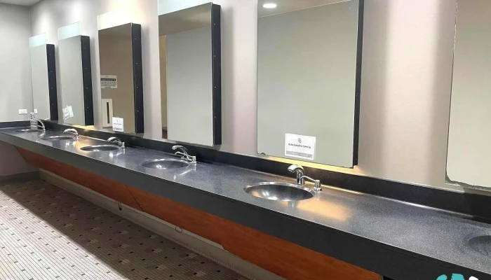 La Fitness -  Latest - Laurel