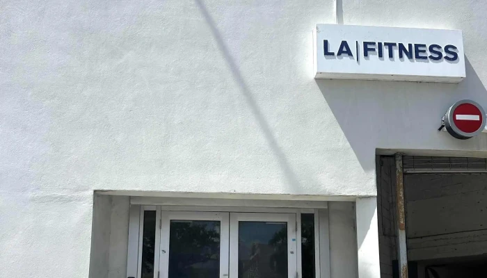 La Fitness -  Open Now - Miami
