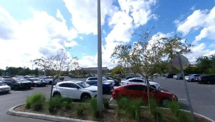 La Fitness -  Street View 360deg - Orlando