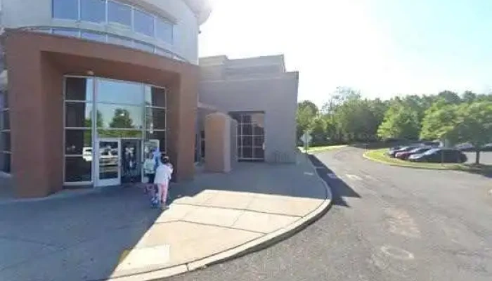 La Fitness -  Street View 360deg - Allentown