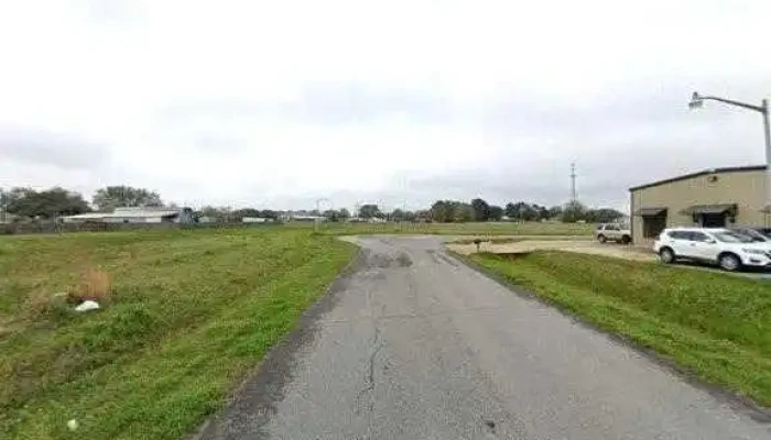 Livfit Training Studio Street View 360deg - Scott